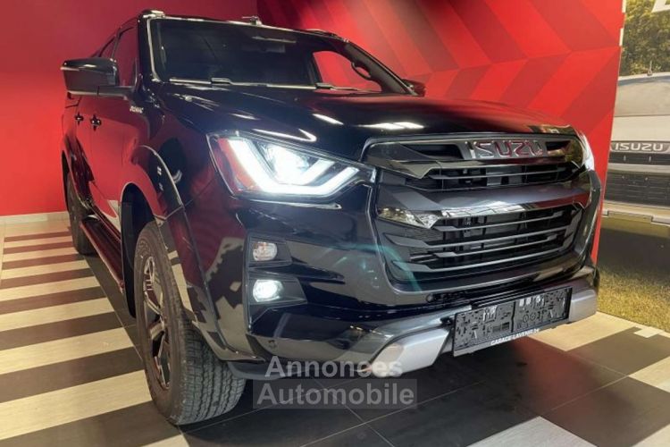 Isuzu D-Max 2024 V-Cross + HT-Style - <small></small> 46.575 € <small></small> - #9