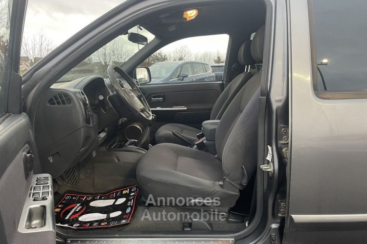 Isuzu D-Max 3.0 TDI163 CREW 4X4 LS - <small></small> 18.890 € <small>TTC</small> - #3