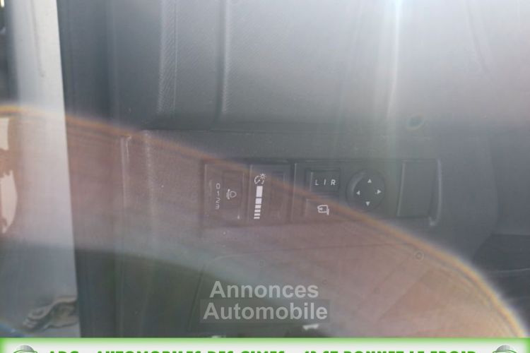 Isuzu D-Max CREW CAB 2.5 TDI 163 CH BV6 SOLAR - <small></small> 23.900 € <small>TTC</small> - #7