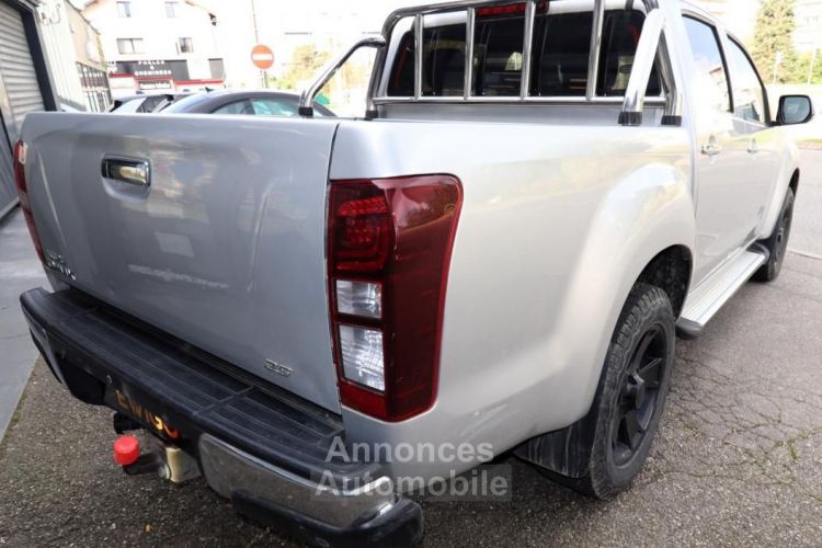 Isuzu D-Max DOUBLE CAB 2.5 163 CH SOLAR 4WD - <small></small> 23.489 € <small>TTC</small> - #6