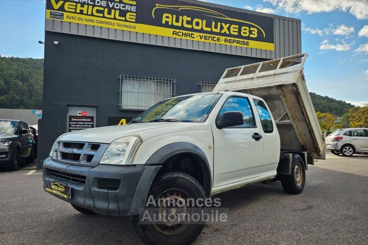 Isuzu D-Max space cap 2.5l 100 cv tva récupérable - <small></small> 14.990 € <small>TTC</small> - #1