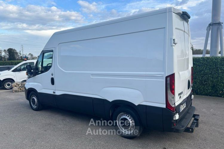 Iveco Daily 14990 ht 35s14 fourgon l2h2 BVA - <small></small> 17.988 € <small>TTC</small> - #4