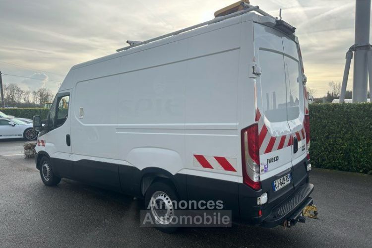 Iveco Daily 14990 ht 35s14 fourgon l2h2 HI-MATIC - <small></small> 17.988 € <small>TTC</small> - #4