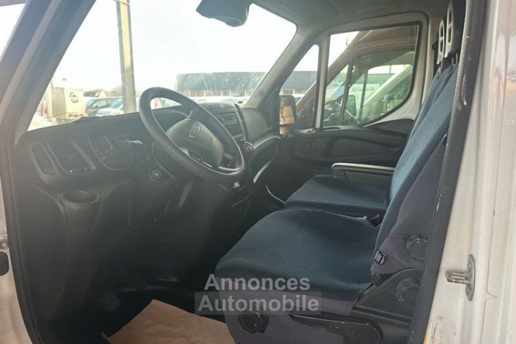 Iveco Daily 15490 ht fourgon l2h2 v12 35s14 - <small></small> 18.588 € <small>TTC</small> - #5