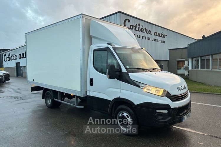 Iveco Daily 16990 ht 35c16 caisse meuble 20m3 - <small></small> 20.388 € <small>TTC</small> - #1