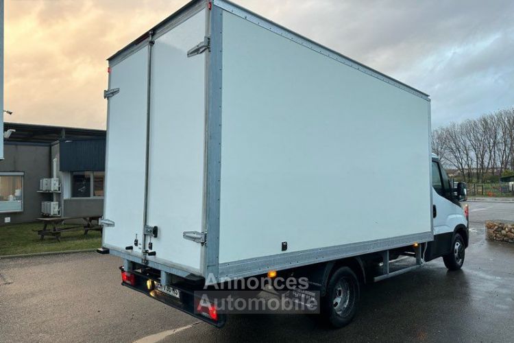 Iveco Daily 16990 ht 35c16 caisse meuble 20m3 - <small></small> 20.388 € <small>TTC</small> - #3