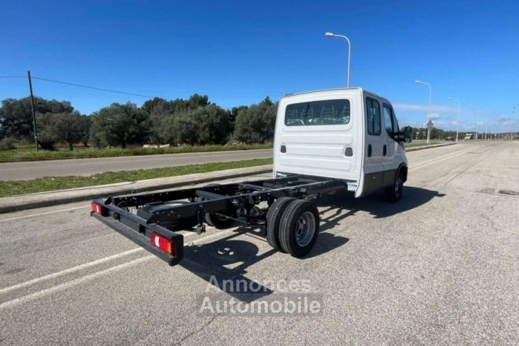 Iveco Daily 2021 35C16 passo 3450 telaio 7 POSTI DOPPIA CABINA - <small></small> 45.900 € <small>TTC</small> - #9