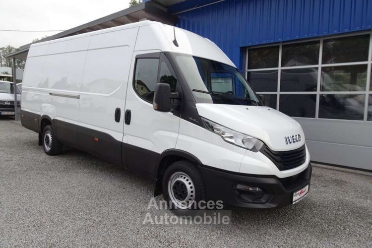 Iveco Daily 2023 35S16 V 2,3 D Kastenwagen L4H2 / Jahreswagen - <small></small> 44.500 € <small>TTC</small> - #1