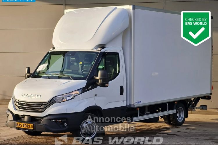 Iveco Daily 2024 35C18 2025 MODEL Automaat Laadklep ACC Navi Airco - <small></small> 69.938 € <small></small> - #1