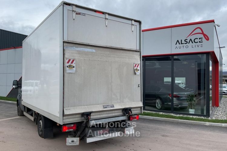 Iveco Daily 35 S -136 ch- BV Hi-Matic Caisse + Hayon 28 900 HT - <small></small> 34.680 € <small></small> - #4