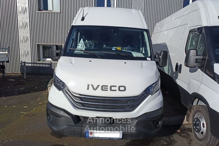 Iveco Daily 35C FG 35C18H V18 4100 3.0 HI-MATIC - <small></small> 45.360 € <small>TTC</small> - #1