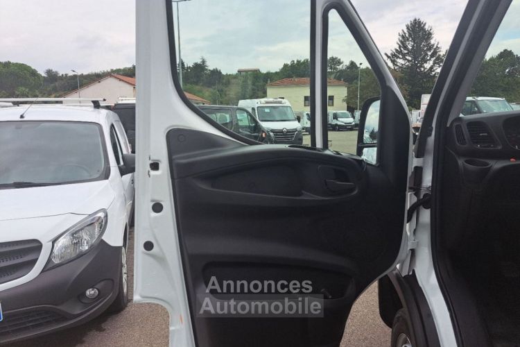 Iveco Daily 35C14 BENNE 29900E HT - <small></small> 35.880 € <small>TTC</small> - #24