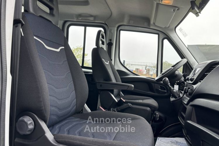 Iveco Daily 35C14 BENNE+COFFRE+ATTELAGE 6 PLACES - <small></small> 32.988 € <small>TTC</small> - #3