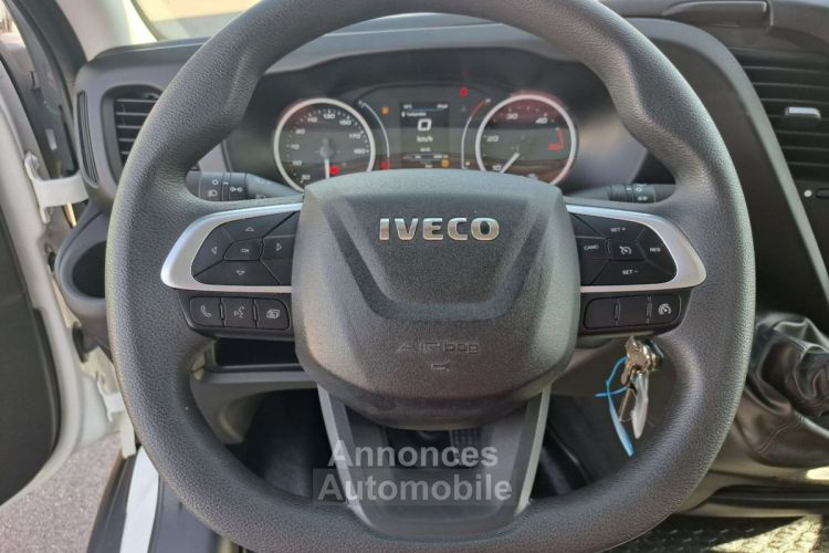 Iveco Daily 35C16 CAISSE HAYON 35000E HT - <small></small> 42.000 € <small>TTC</small> - #22