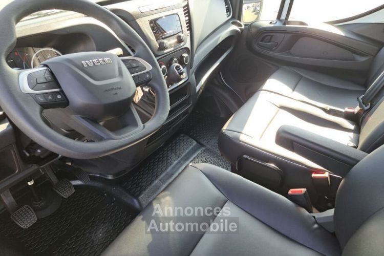 Iveco Daily 35C16 PLATEAU 5M 48900E HT - <small></small> 58.680 € <small>TTC</small> - #3