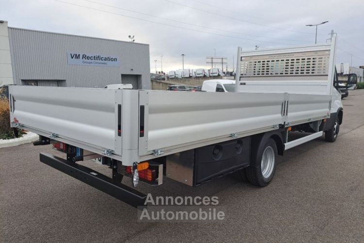 Iveco Daily 35C16 PLATEAU 5M 49000E HT - <small></small> 58.800 € <small>TTC</small> - #2