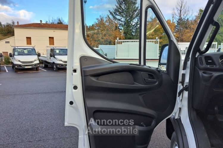 Iveco Daily 35C16 POLYBENNE 56000E HT - <small></small> 67.200 € <small>TTC</small> - #25