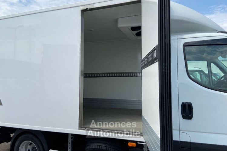 Iveco Daily 35C18 A8 CAISSE FRIGO HAYON 69500E HT - <small></small> 83.400 € <small>TTC</small> - #16