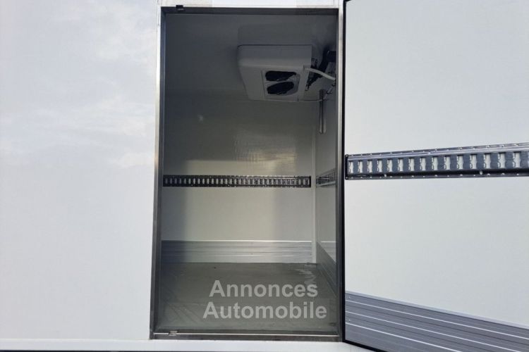 Iveco Daily 35C18 A8 CAISSE HAYON FRIGO 69900E HT - <small></small> 83.880 € <small>TTC</small> - #8