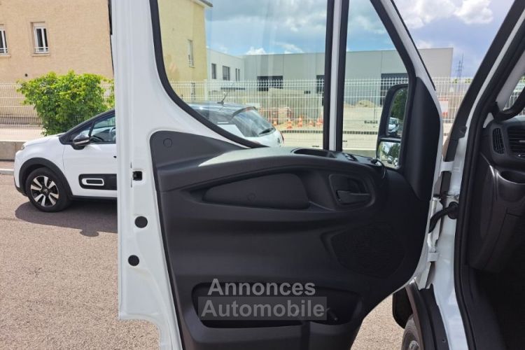 Iveco Daily 35C18 CAISSE FRIGO 62000E HT - <small></small> 74.400 € <small>TTC</small> - #27