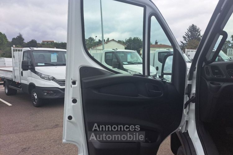 Iveco Daily 35C18 CAISSE MIXTE HAYON 59000E HT - <small></small> 70.800 € <small>TTC</small> - #32