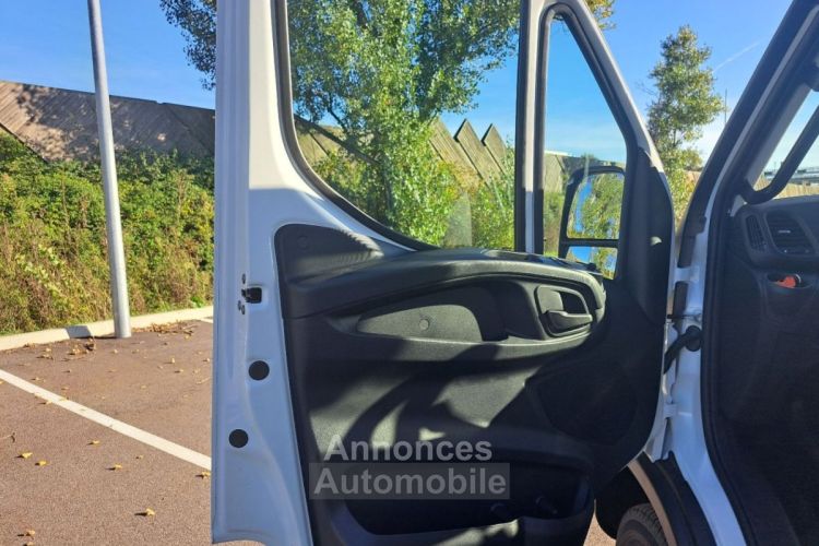 Iveco Daily 35C18 CAISSE PRIMEUR HAYON 67000E HT - <small></small> 80.400 € <small>TTC</small> - #25