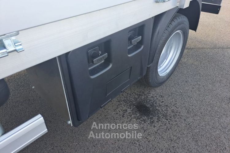 Iveco Daily 35C18 PLATEAU 46500E HT - <small></small> 55.800 € <small>TTC</small> - #24