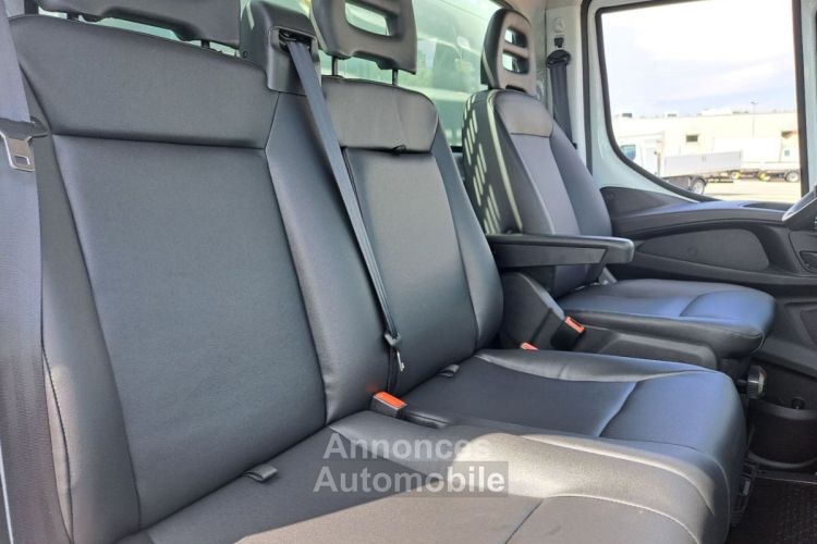 Iveco Daily 35C18 PLATEAU 52500E HT - <small></small> 63.000 € <small>TTC</small> - #4