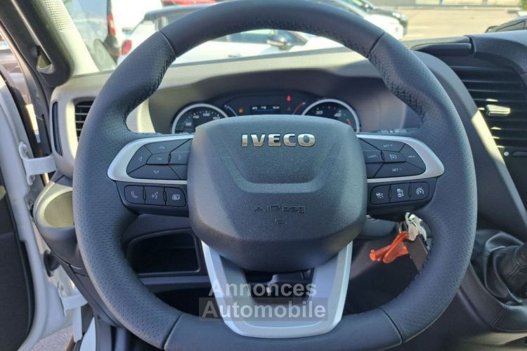 Iveco Daily 35C21 A8 BACHE 68000E HT - <small></small> 81.600 € <small>TTC</small> - #27