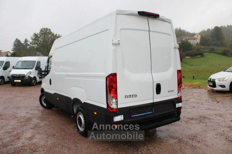 Iveco Daily 35S 14 V12 OP CHAMPION 140 CV GPS 3D CAMÉRA RÉGULATEUR FULL LED TVA=36585 HT - <small></small> 43.900 € <small>TTC</small> - #3