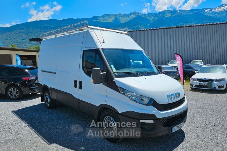 Iveco Daily 35s 2.3 d 150 propulsion 06-2015 ATTELAGE CLIM GALERIE TVA RECUPERABLE - <small></small> 12.000 € <small>TTC</small> - #2