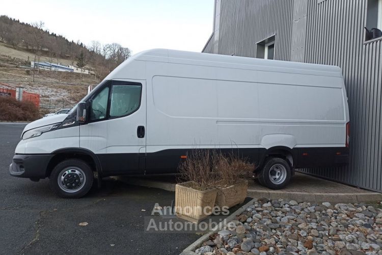 Iveco Daily 35S FG 35S18H 3.0 V18 HI-MATIC - <small></small> 53.880 € <small>TTC</small> - #2