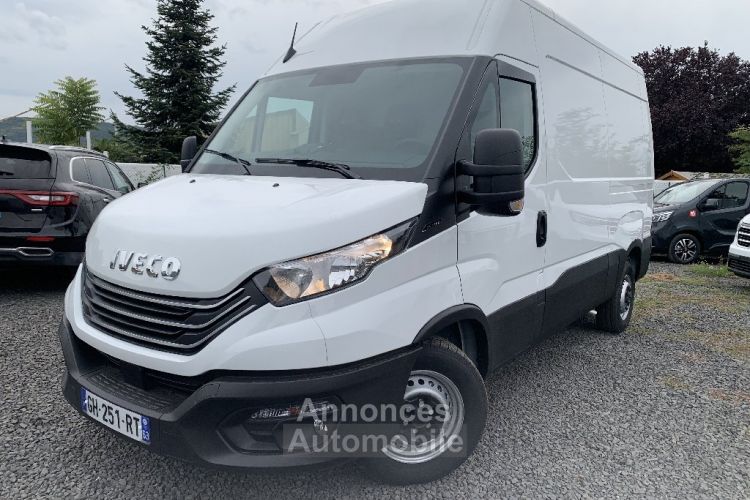 Iveco Daily 35S14 V11 L2H2 BV6 PACK EVO - <small></small> 34.990 € <small>TTC</small> - #1