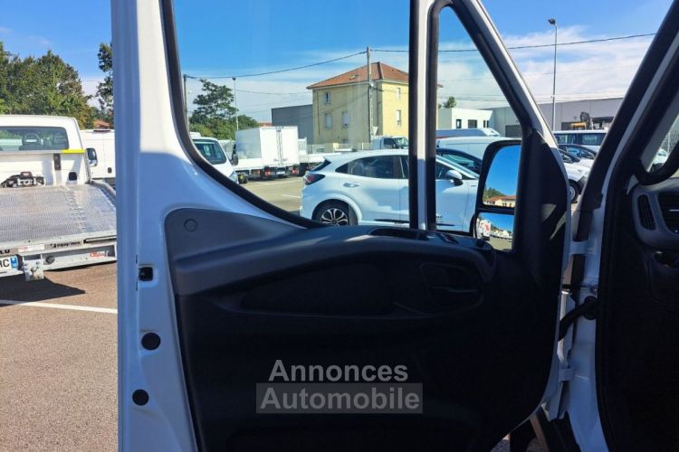 Iveco Daily 35S18 A8 CAISSE HAYON 52000E HT - <small></small> 62.400 € <small>TTC</small> - #26