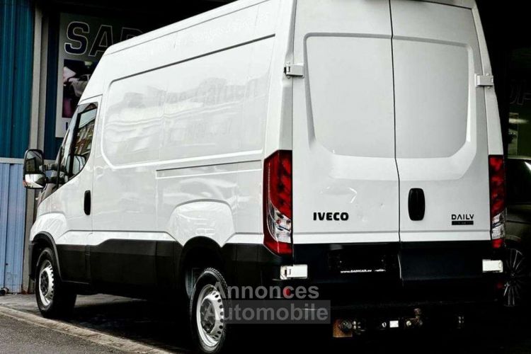 Iveco Daily 35S18 Hi-Matic 3,0 D Turbo 180cv L2H2 - <small></small> 26.990 € <small>TTC</small> - #4