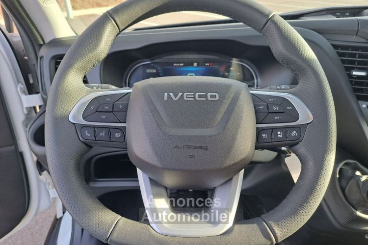 Iveco Daily 35S18 PLATEAU FIXE - <small></small> 63.588 € <small>TTC</small> - #26