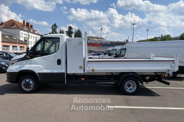 Iveco Daily 43 150 HT CHASSIS CABINE III 35C18 3.0 180 BENNE + COFFRE TVA RECUPERABLE - <small></small> 51.780 € <small></small> - #2