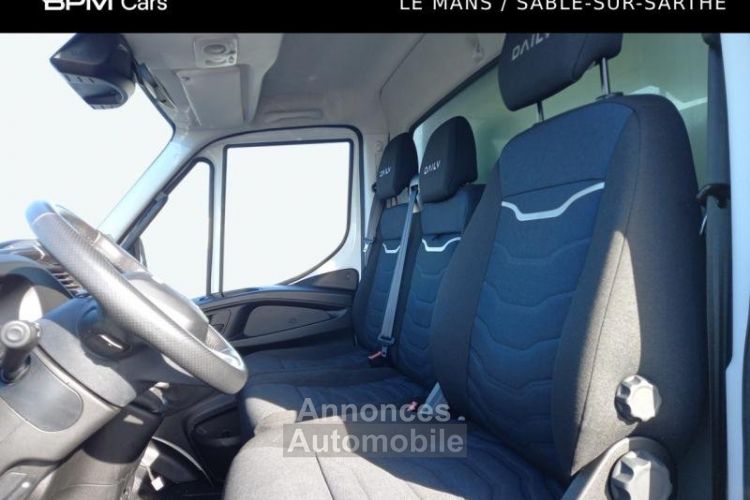 Iveco Daily CCb 160ch 20 M3 + Hayon 39000HT - <small></small> 46.800 € <small>TTC</small> - #8