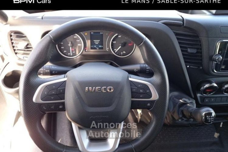 Iveco Daily CCb 160ch 20 M3 + Hayon 39000HT - <small></small> 46.800 € <small>TTC</small> - #11