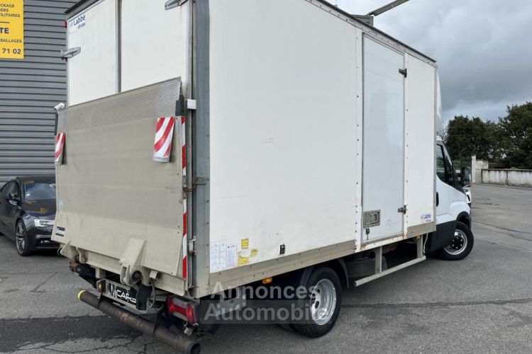 Iveco Daily FOURGON 35C15 - <small></small> 15.990 € <small>TTC</small> - #3
