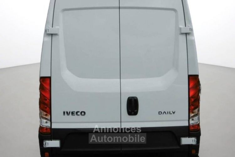 Iveco Daily FOURGON 35C18 Rj EMPATTEMENT 4100 H2 3.0 TD 180 - <small></small> 57.890 € <small>TTC</small> - #4