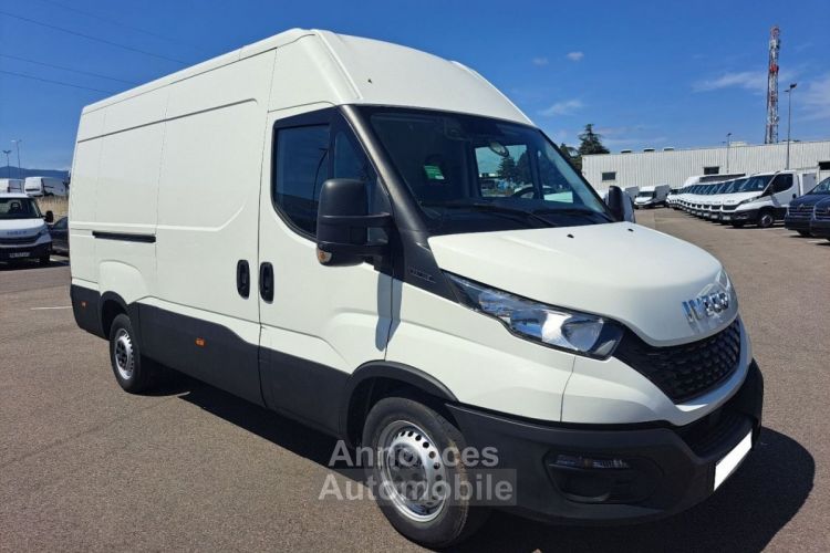 Iveco Daily FOURGON 35S14 L3 24900E HT - <small></small> 29.880 € <small>TTC</small> - #1