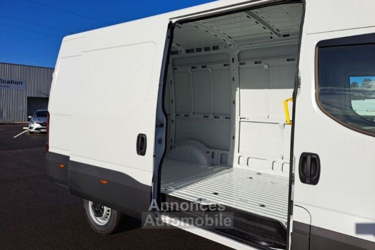 Iveco Daily FOURGON 35S16 L3 39000E HT - <small></small> 46.800 € <small>TTC</small> - #27