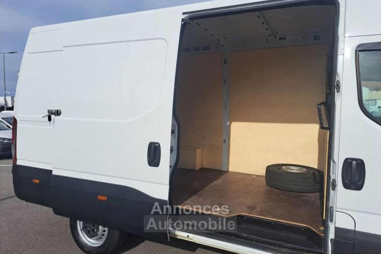 Iveco Daily FOURGON 35S16 V12 - <small></small> 20.388 € <small>TTC</small> - #5