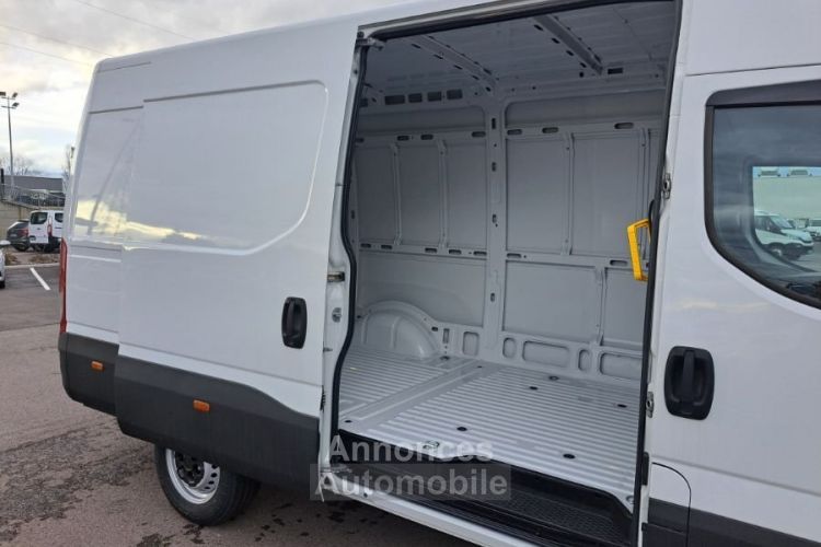 Iveco Daily FOURGON 35S18 A8 L3 41000E HT - <small></small> 49.200 € <small>TTC</small> - #4