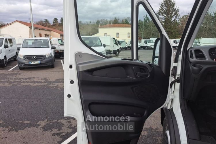 Iveco Daily FOURGON 35S18 A8 L3 41000E HT - <small></small> 49.200 € <small>TTC</small> - #26