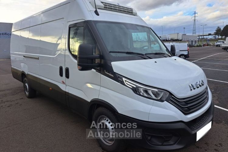 Iveco Daily FOURGON 35S18 A8 L4 FRIGO 54000E HT - <small></small> 64.800 € <small>TTC</small> - #1