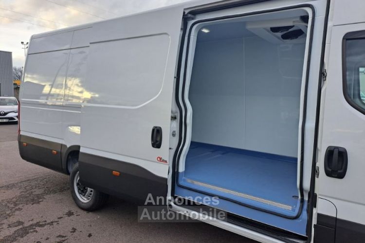 Iveco Daily FOURGON 35S18 A8 L4 FRIGO 54000E HT - <small></small> 64.800 € <small>TTC</small> - #3