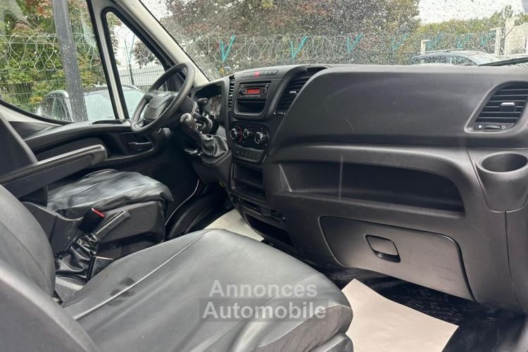 Iveco Daily FOURGON BENNE BASCULANTE 6 PLACES 1 ERE MAIN TVA RECUPERABLE - <small></small> 19.991 € <small>TTC</small> - #10