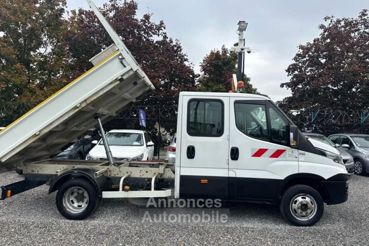 Iveco Daily FOURGON BENNE BASCULANTE 6 PLACES 1 ERE MAIN TVA RECUPERABLE - <small></small> 19.991 € <small>TTC</small> - #11